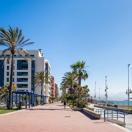 Gran Vivienda De Lujo Frente Al Mar *